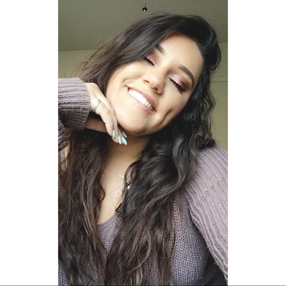 Meet your Posher, Sabrina - Picture 5 of 10